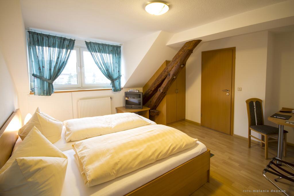 Hotel-Restaurant-Haus Berger Viersen Exterior photo
